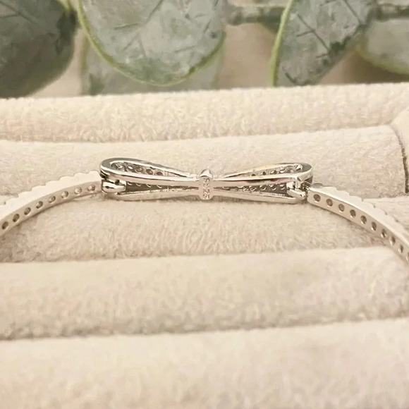 925 Sterling Silver Diamond Bow Bracelet Toggle Dainty Box Chain Bracelet - Picture 5 of 5